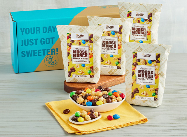 Moose Munch® Premium Popcorn Peanut M&M®